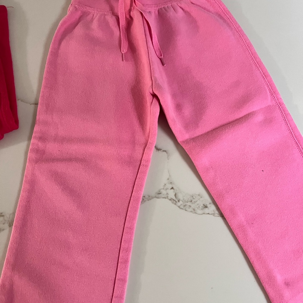 Sweatpants & Tops - Picture 9 of 15